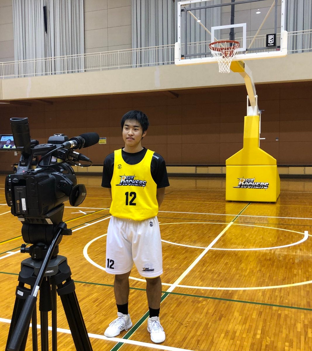 サンロッカーズ渋谷応援番組「SRocks」の撮影に臨む高須渓太選手